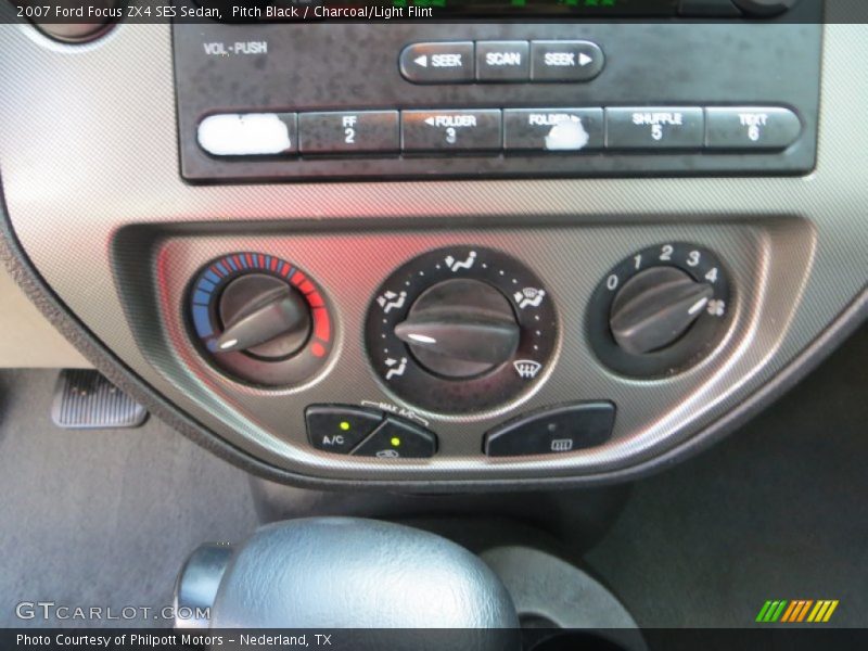 Pitch Black / Charcoal/Light Flint 2007 Ford Focus ZX4 SES Sedan