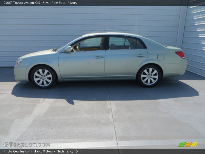 Silver Pine Pearl / Ivory 2007 Toyota Avalon XLS