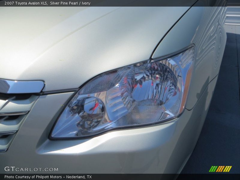 Silver Pine Pearl / Ivory 2007 Toyota Avalon XLS