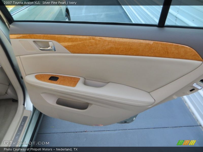 Silver Pine Pearl / Ivory 2007 Toyota Avalon XLS