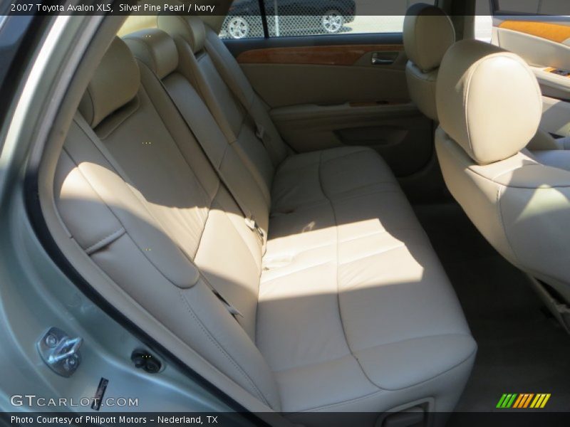 Silver Pine Pearl / Ivory 2007 Toyota Avalon XLS