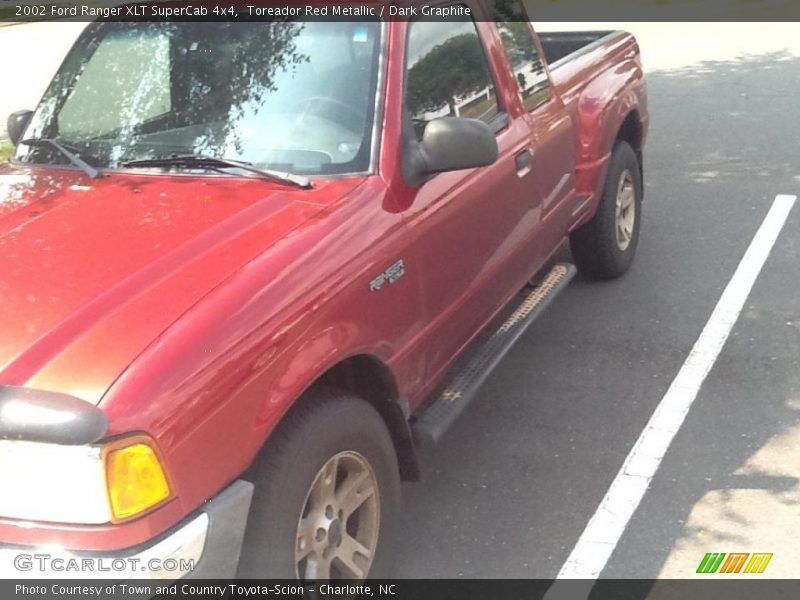 Toreador Red Metallic / Dark Graphite 2002 Ford Ranger XLT SuperCab 4x4