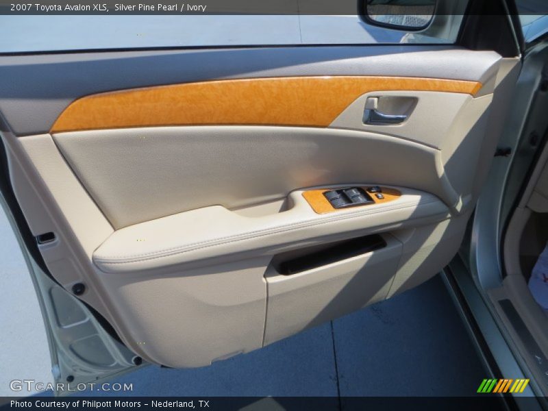 Silver Pine Pearl / Ivory 2007 Toyota Avalon XLS