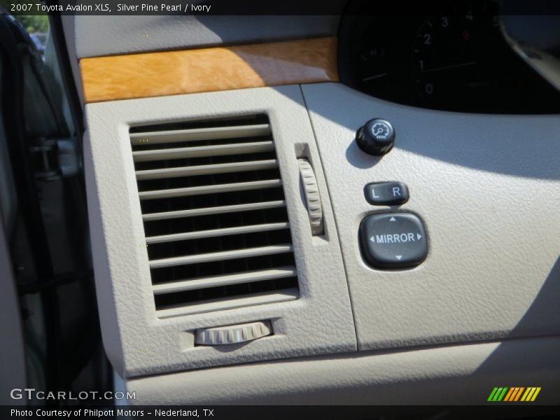 Silver Pine Pearl / Ivory 2007 Toyota Avalon XLS