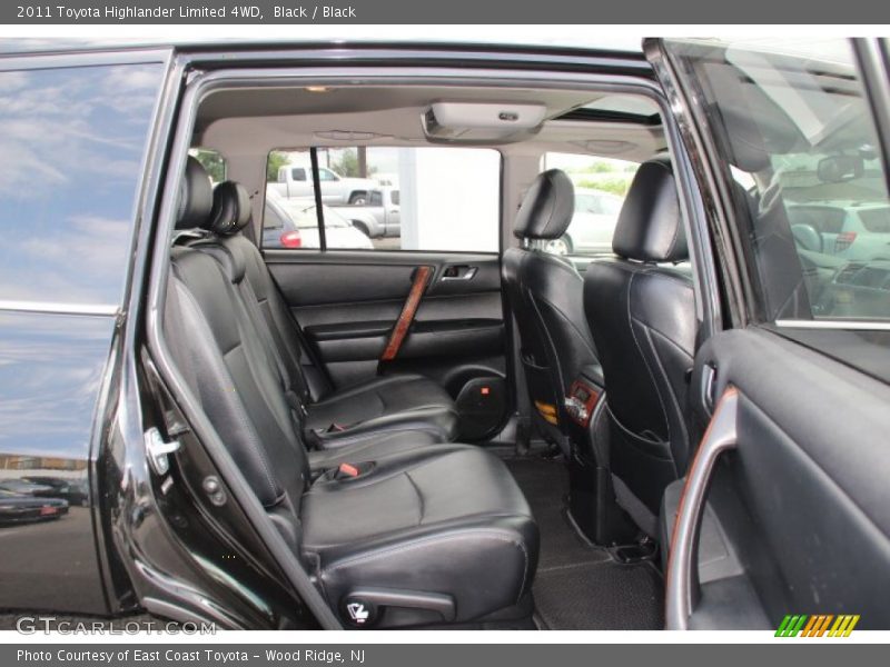 Black / Black 2011 Toyota Highlander Limited 4WD