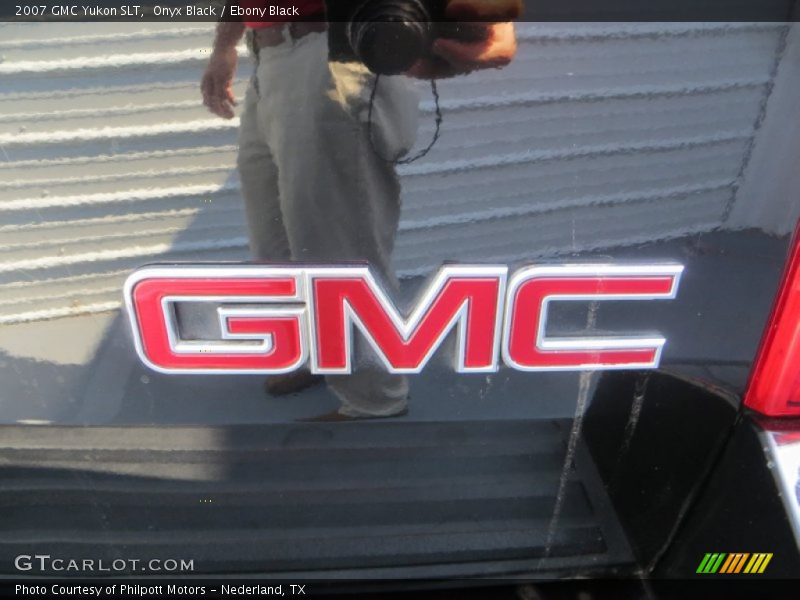 Onyx Black / Ebony Black 2007 GMC Yukon SLT