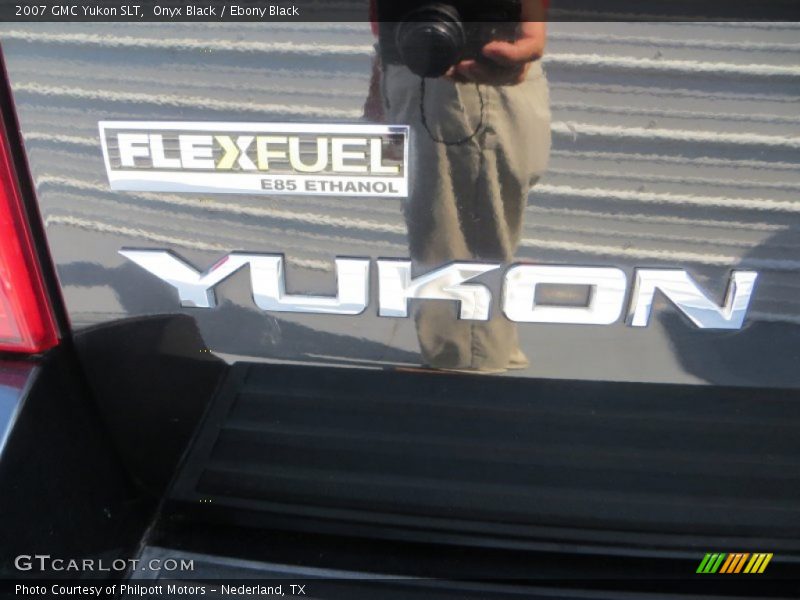 Onyx Black / Ebony Black 2007 GMC Yukon SLT