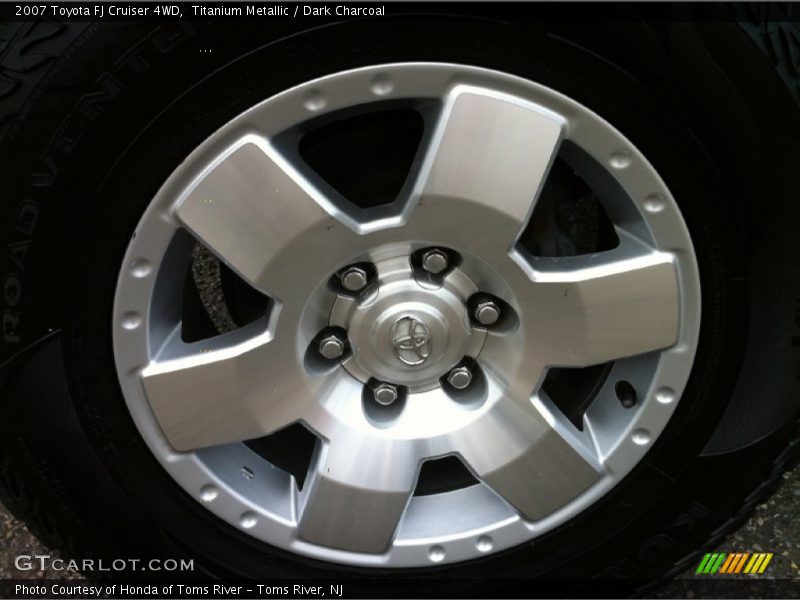 Titanium Metallic / Dark Charcoal 2007 Toyota FJ Cruiser 4WD