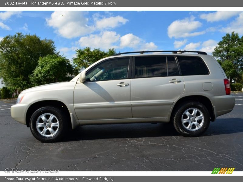 Vintage Gold Metallic / Ivory 2002 Toyota Highlander V6 4WD