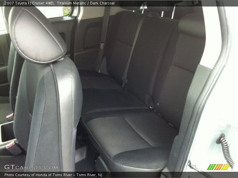 Titanium Metallic / Dark Charcoal 2007 Toyota FJ Cruiser 4WD