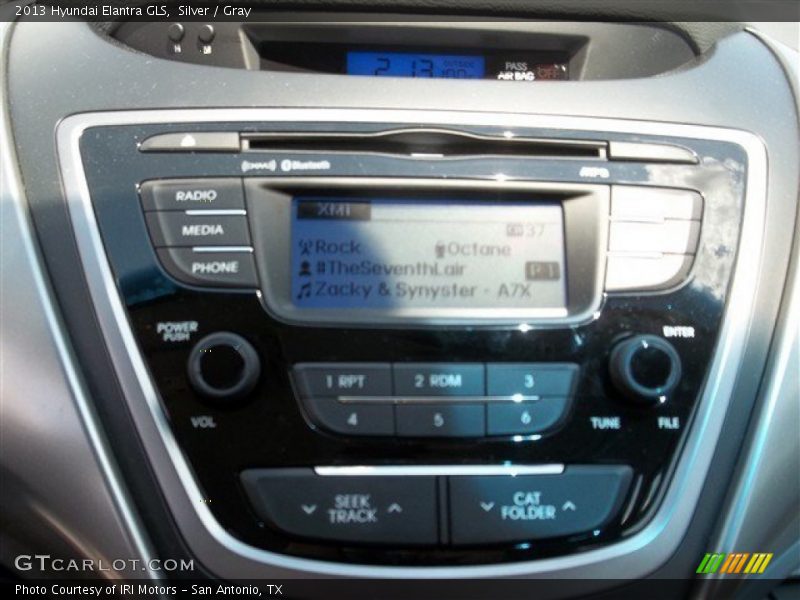 Silver / Gray 2013 Hyundai Elantra GLS