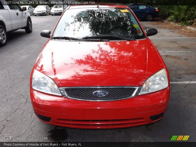 Infra-Red / Charcoal/Light Flint 2007 Ford Focus ZX4 SE Sedan