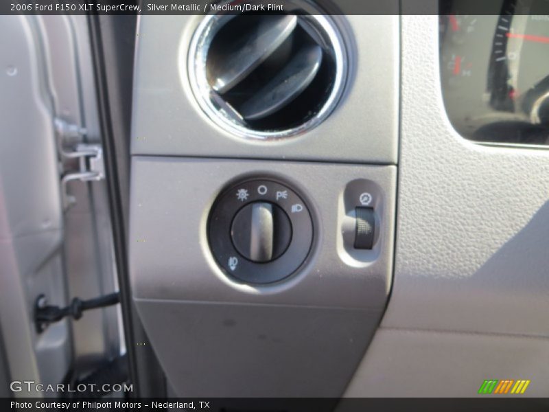 Silver Metallic / Medium/Dark Flint 2006 Ford F150 XLT SuperCrew