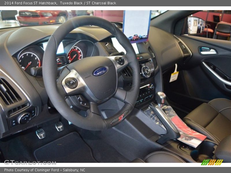 Tuxedo Black / ST Charcoal Black 2014 Ford Focus ST Hatchback