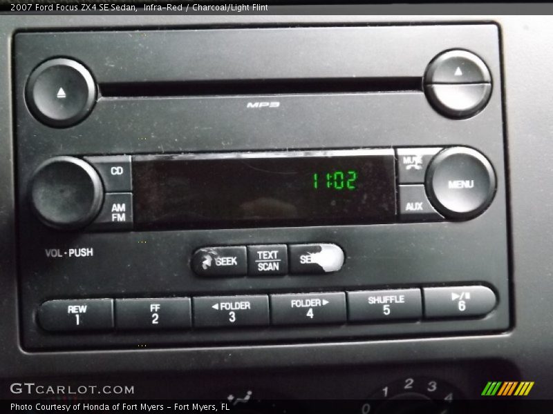 Infra-Red / Charcoal/Light Flint 2007 Ford Focus ZX4 SE Sedan