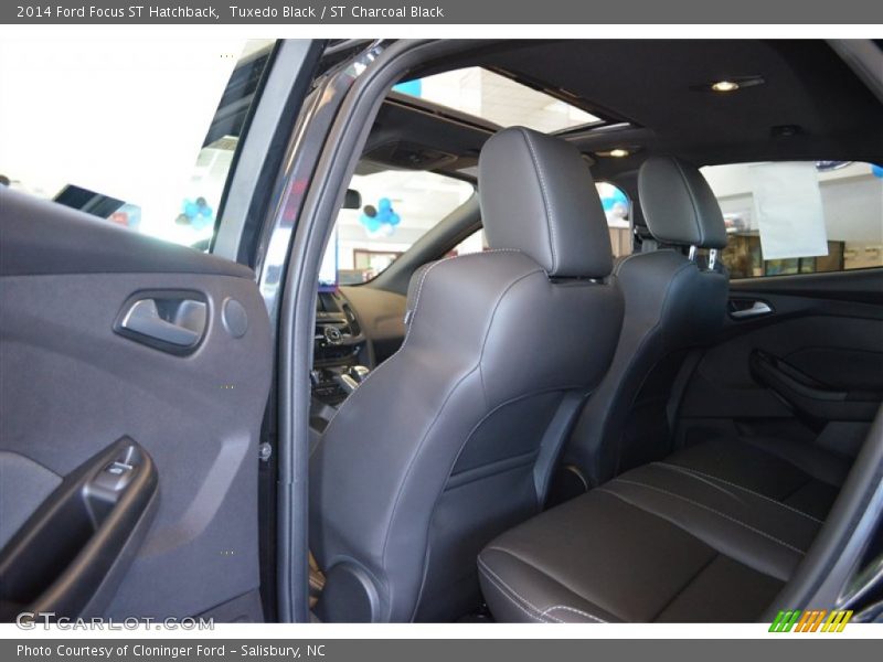 Tuxedo Black / ST Charcoal Black 2014 Ford Focus ST Hatchback