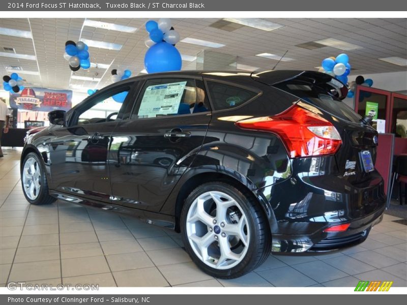 Tuxedo Black / ST Charcoal Black 2014 Ford Focus ST Hatchback