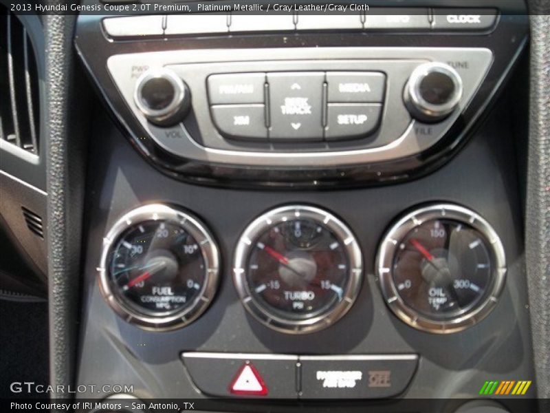 Platinum Metallic / Gray Leather/Gray Cloth 2013 Hyundai Genesis Coupe 2.0T Premium