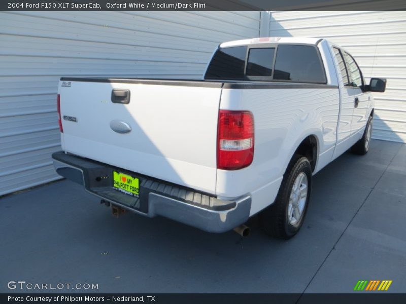 Oxford White / Medium/Dark Flint 2004 Ford F150 XLT SuperCab