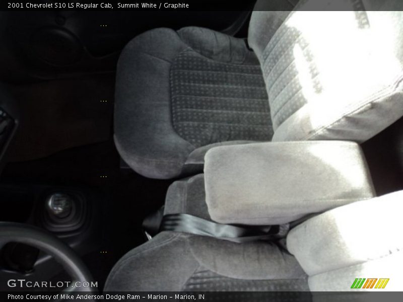 Summit White / Graphite 2001 Chevrolet S10 LS Regular Cab