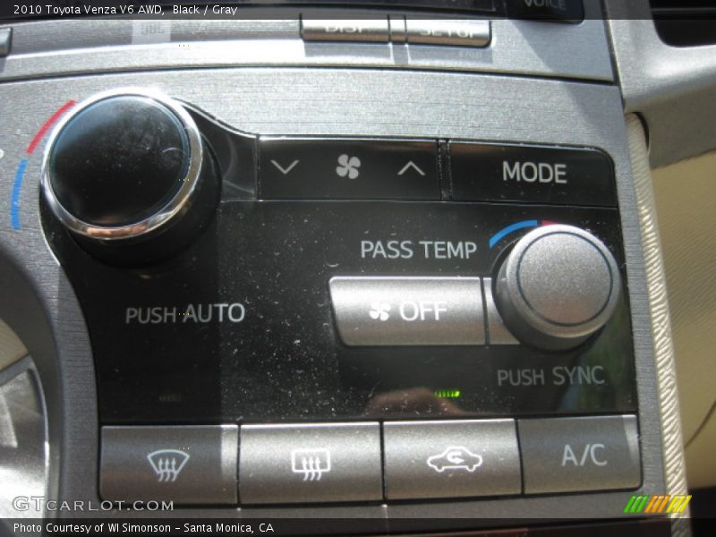 Black / Gray 2010 Toyota Venza V6 AWD