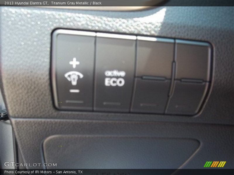 Titanium Gray Metallic / Black 2013 Hyundai Elantra GT