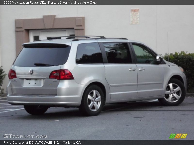 Mercury Sliver Metallic / Aero Grey 2009 Volkswagen Routan SEL