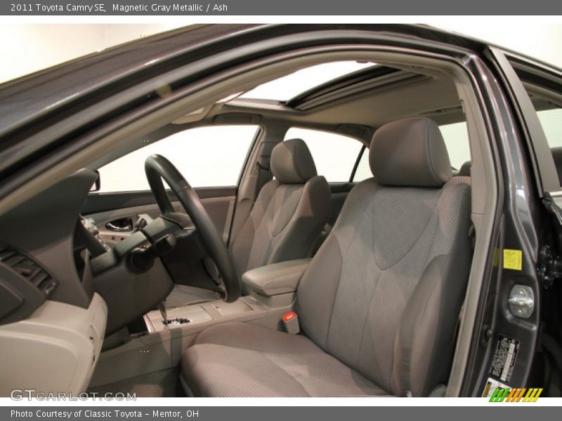 Magnetic Gray Metallic / Ash 2011 Toyota Camry SE