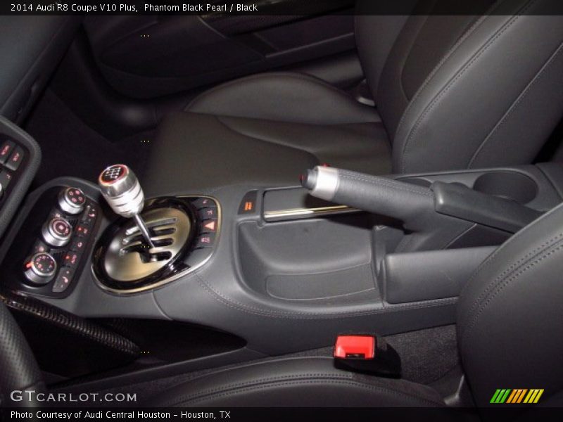  2014 R8 Coupe V10 Plus 6 Speed Manual Shifter