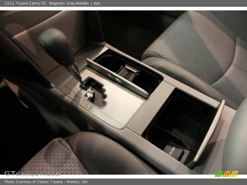Magnetic Gray Metallic / Ash 2011 Toyota Camry SE