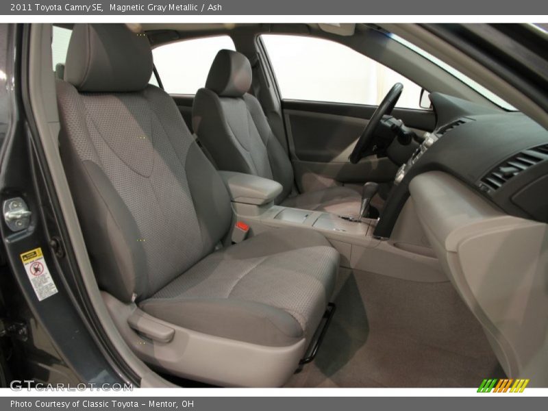 Magnetic Gray Metallic / Ash 2011 Toyota Camry SE