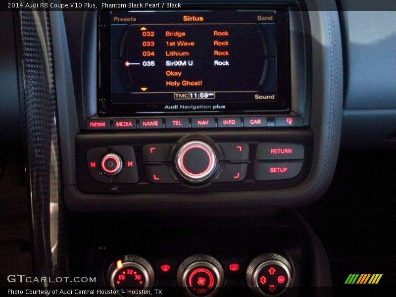 Controls of 2014 R8 Coupe V10 Plus