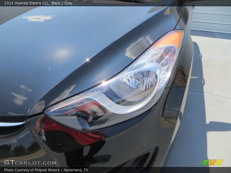 Black / Gray 2013 Hyundai Elantra GLS