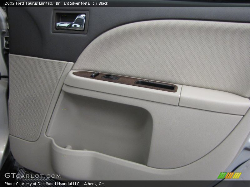 Brilliant Silver Metallic / Black 2009 Ford Taurus Limited