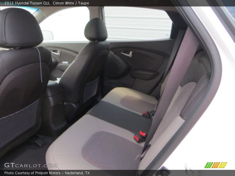 Cotton White / Taupe 2013 Hyundai Tucson GLS