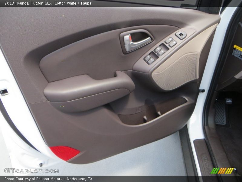 Cotton White / Taupe 2013 Hyundai Tucson GLS