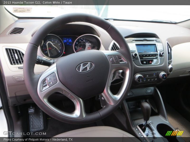 Cotton White / Taupe 2013 Hyundai Tucson GLS