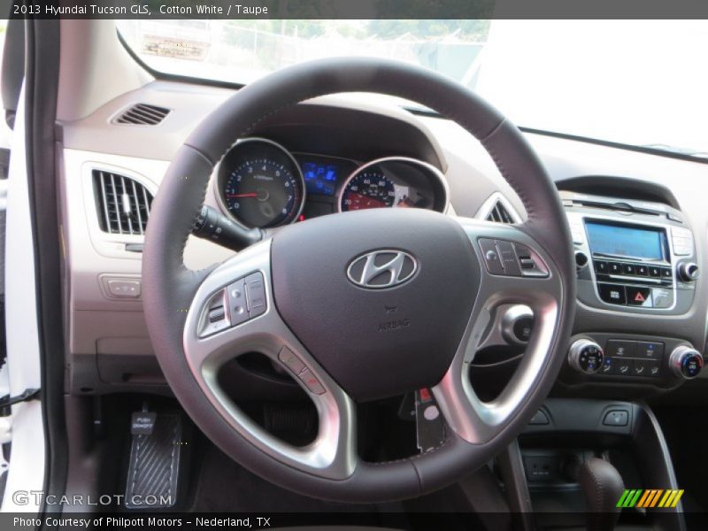 Cotton White / Taupe 2013 Hyundai Tucson GLS