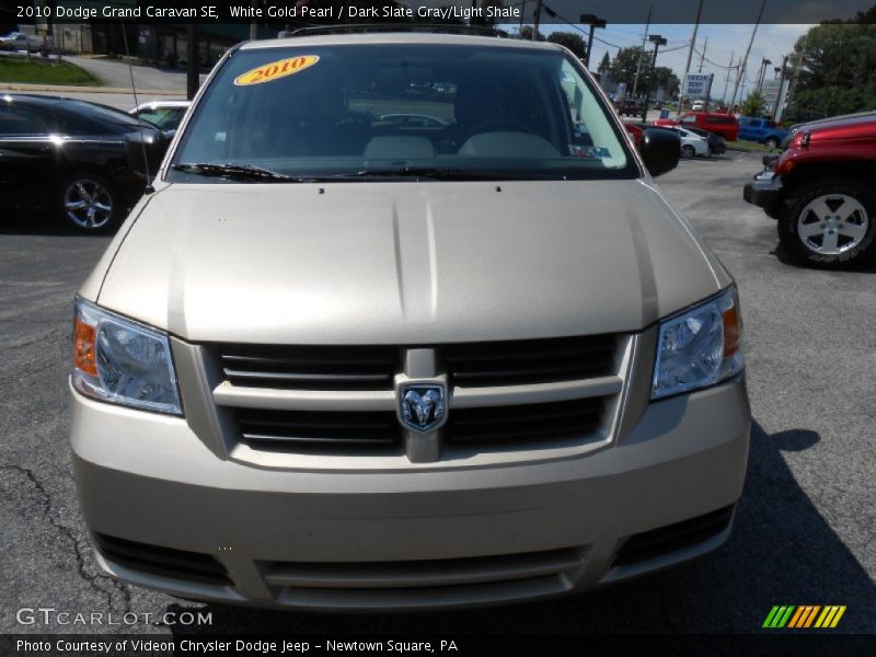 White Gold Pearl / Dark Slate Gray/Light Shale 2010 Dodge Grand Caravan SE