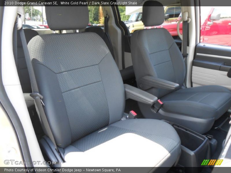 White Gold Pearl / Dark Slate Gray/Light Shale 2010 Dodge Grand Caravan SE