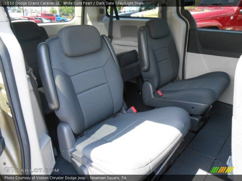 White Gold Pearl / Dark Slate Gray/Light Shale 2010 Dodge Grand Caravan SE