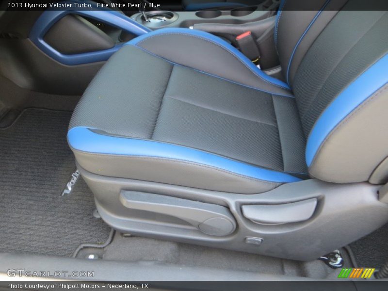 Elite White Pearl / Blue 2013 Hyundai Veloster Turbo