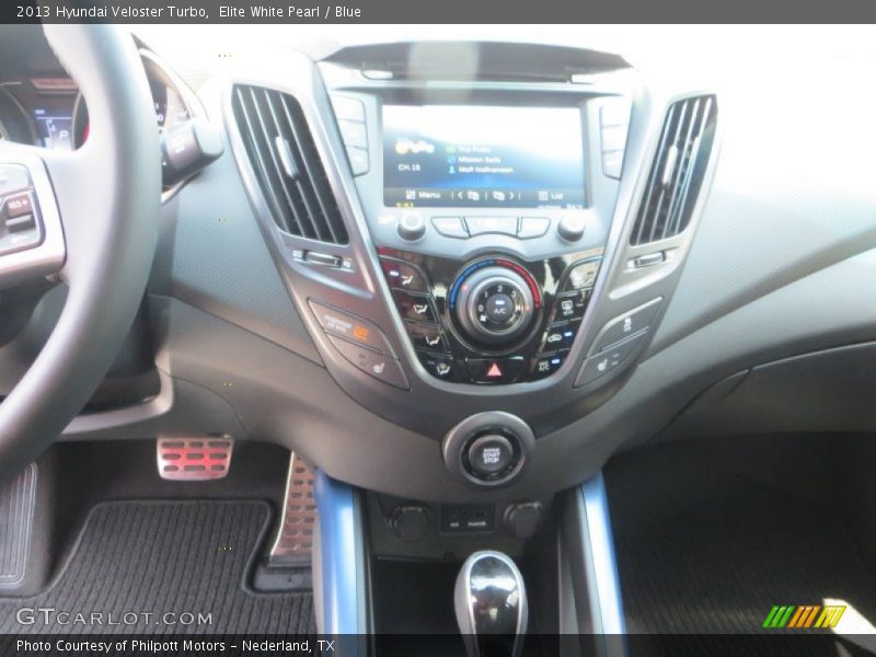 Elite White Pearl / Blue 2013 Hyundai Veloster Turbo