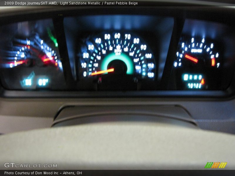 Light Sandstone Metallic / Pastel Pebble Beige 2009 Dodge Journey SXT AWD