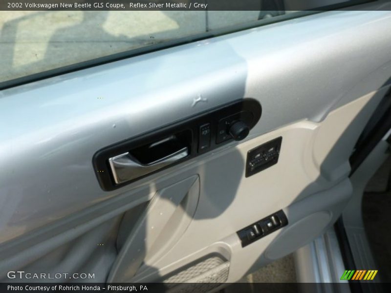 Reflex Silver Metallic / Grey 2002 Volkswagen New Beetle GLS Coupe
