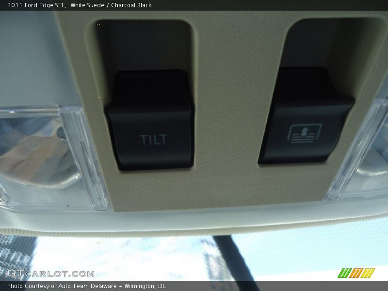White Suede / Charcoal Black 2011 Ford Edge SEL