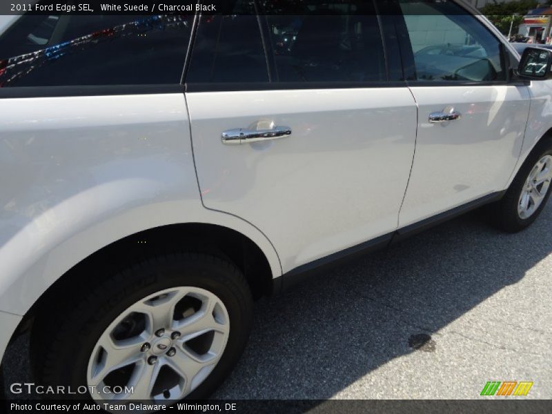 White Suede / Charcoal Black 2011 Ford Edge SEL