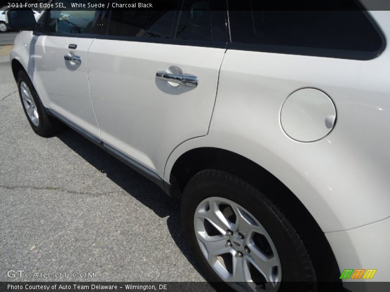 White Suede / Charcoal Black 2011 Ford Edge SEL