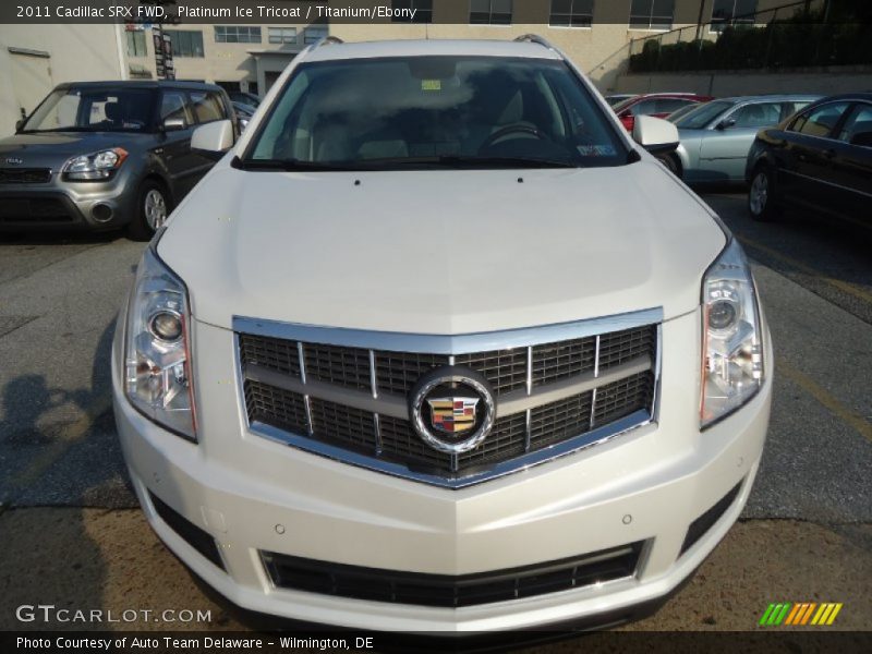 Platinum Ice Tricoat / Titanium/Ebony 2011 Cadillac SRX FWD