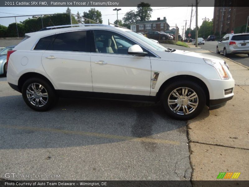 Platinum Ice Tricoat / Titanium/Ebony 2011 Cadillac SRX FWD